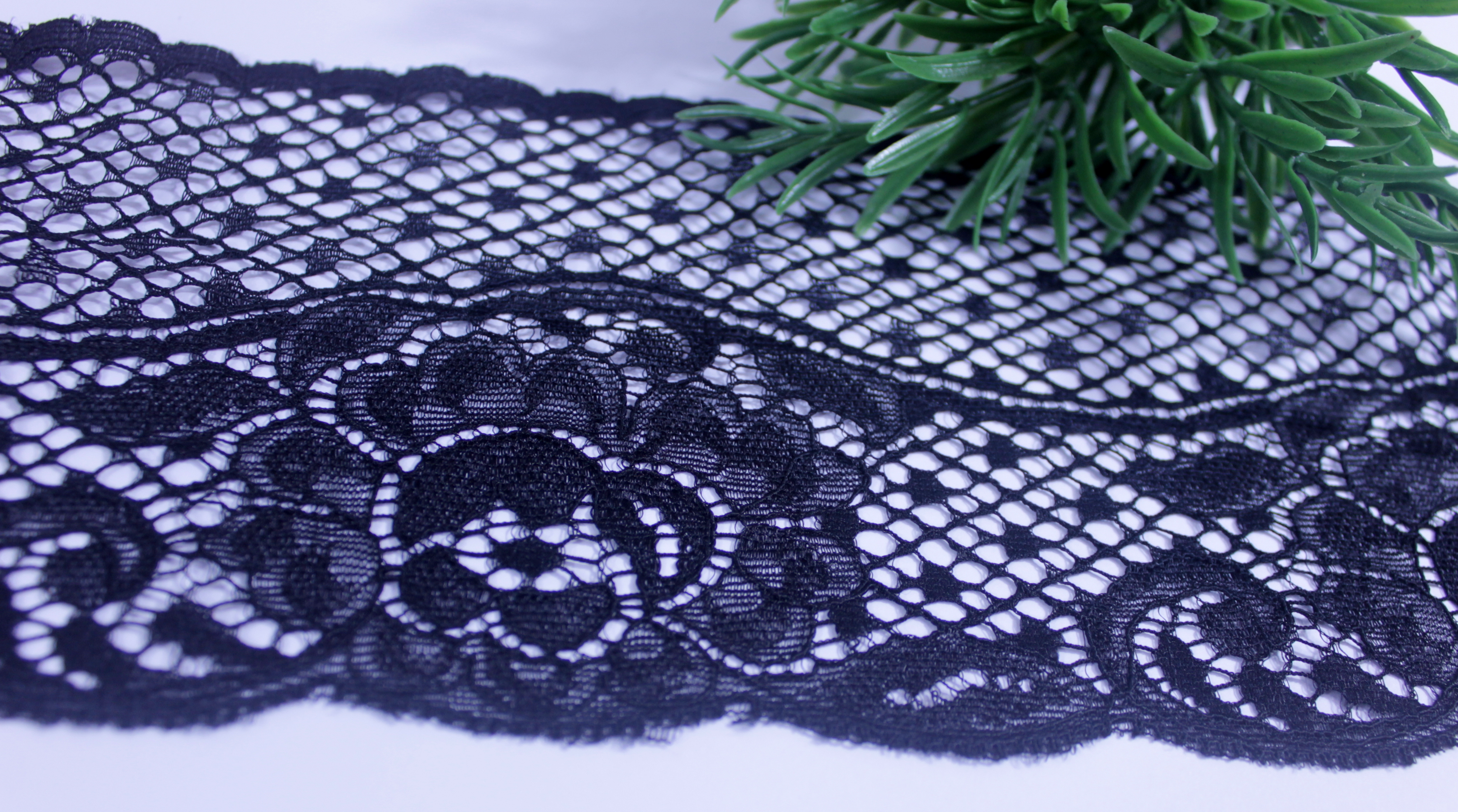 französische  Spitze | elastisch | Sylvie | schwarz | ca. 11,5cm